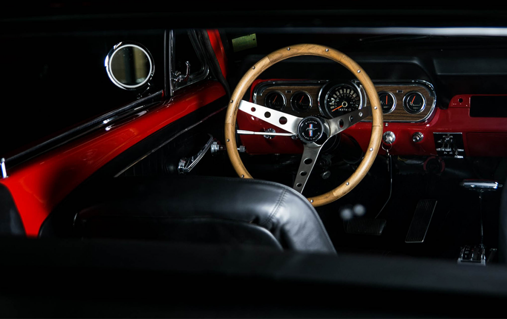Wnętrze Ford Mustang - rocznik 1965