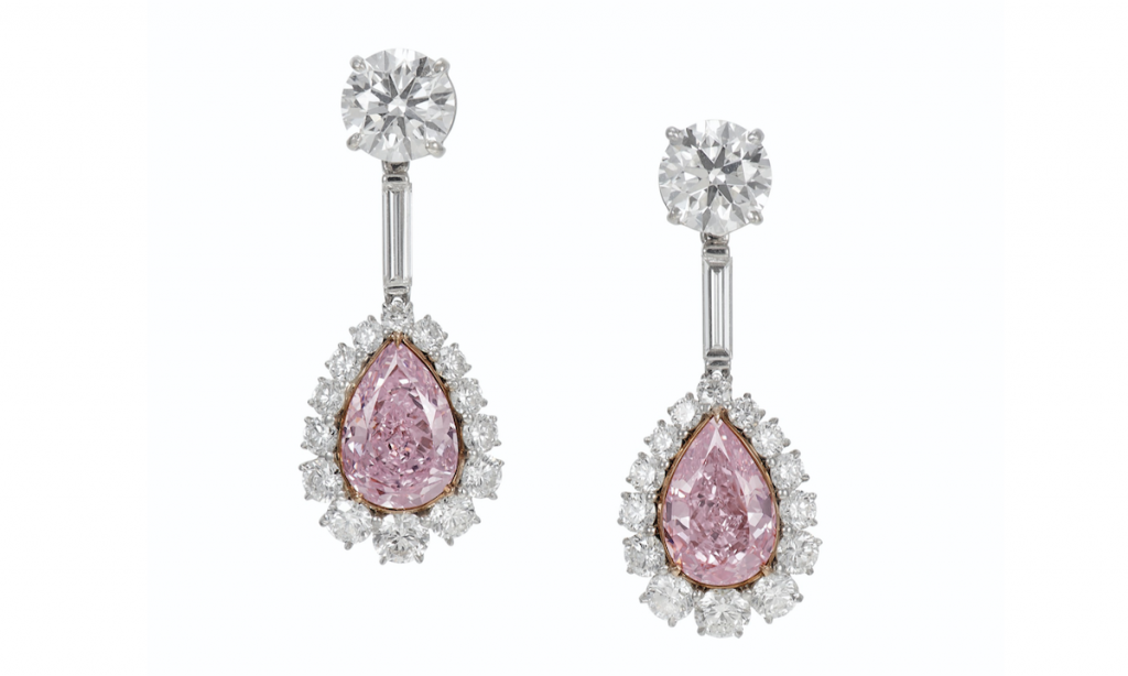 Christie's Wyjątkowe kolczyki z intensywnie różowymi diamentami