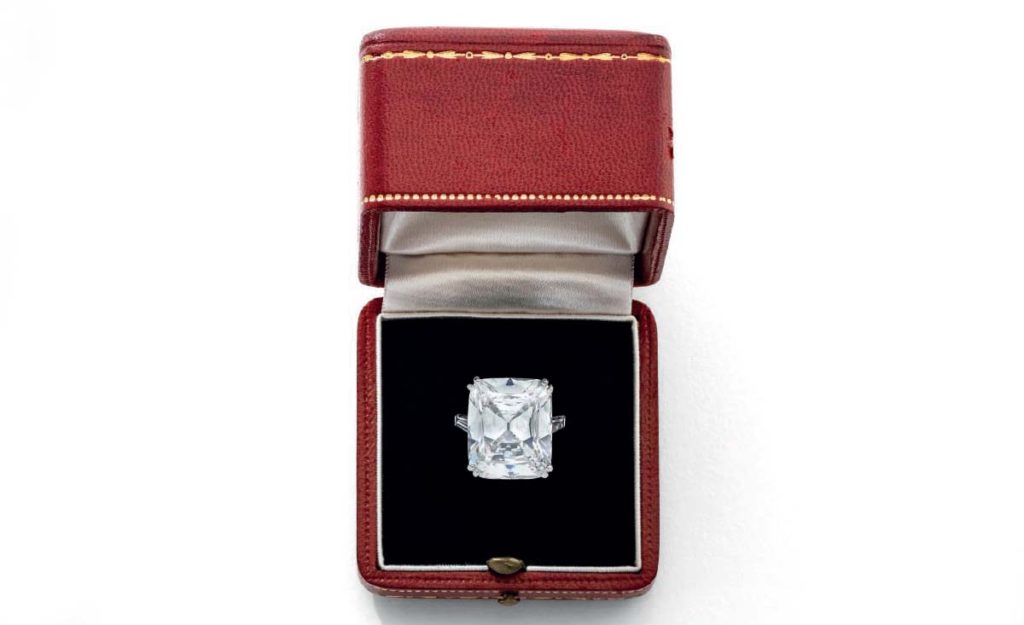 Aukcja Christie's Mgnificent Jewels to prawdziwe klejnoty, jak ten diament o masie 15.50ct w doskonałej jakości, sprzedany za nieco ponad milion franków.