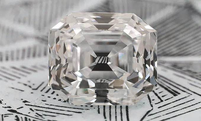 Szlif szmaragdowy w wersji "old emerald cut"