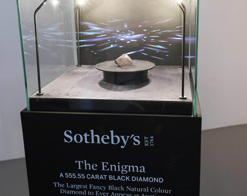 Enigma podczas prezentacji przed-aukcyjnej Sotheby's