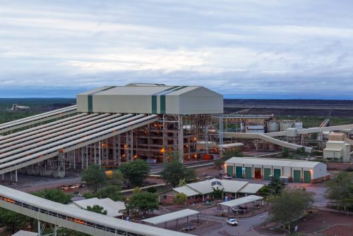 Orapa Mine - jedna z kopalni należąca do Debswana Diamond Company